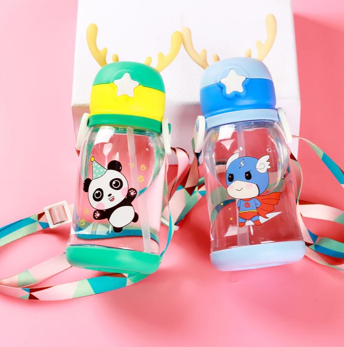 Mini Muffets Cartoon Print Plastic Sipper 500 ML BPA Free