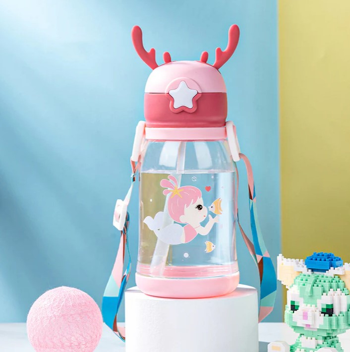 Mini Muffets Cartoon Print Plastic Sipper 500 ML BPA Free